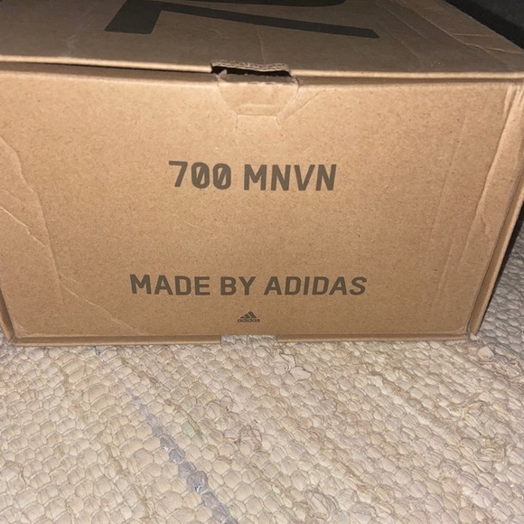 Yeezy Adidas Boost 700 MNVN main image 5